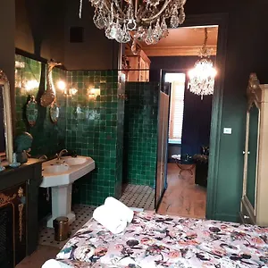 https://sint-andries-suites.hotelsantwerp.net